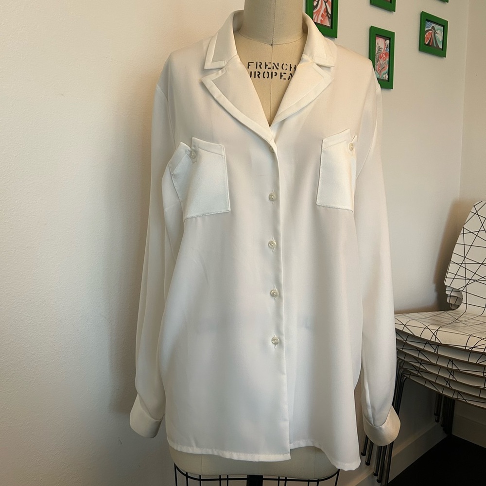 VINTAGE - Daphne Blouse w/ Satin details